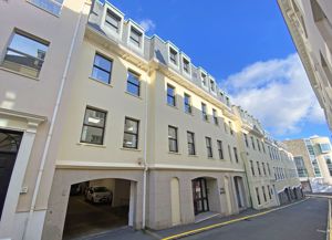 - click for photo gallery